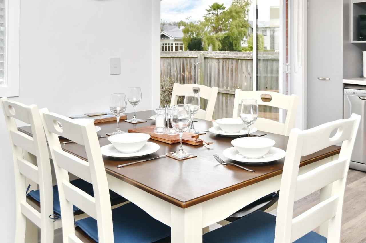 Brockworth Place - Christchurch Holiday Homes 외부 사진