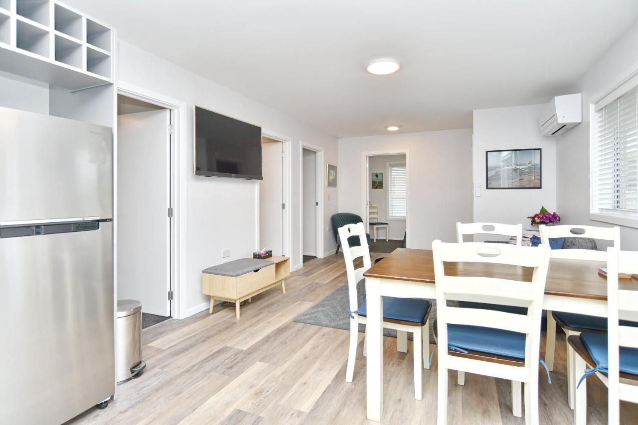 Brockworth Place - Christchurch Holiday Homes 외부 사진