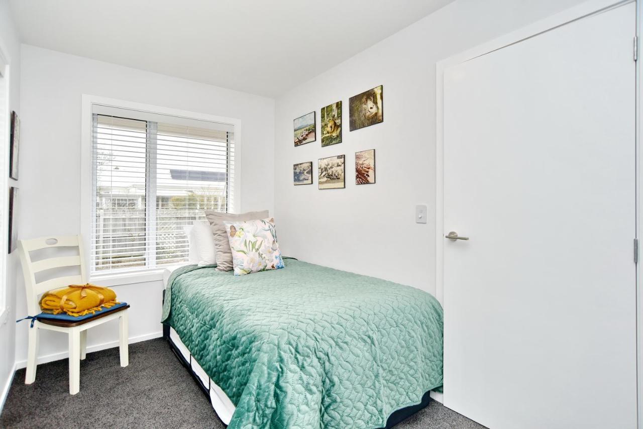Brockworth Place - Christchurch Holiday Homes 외부 사진