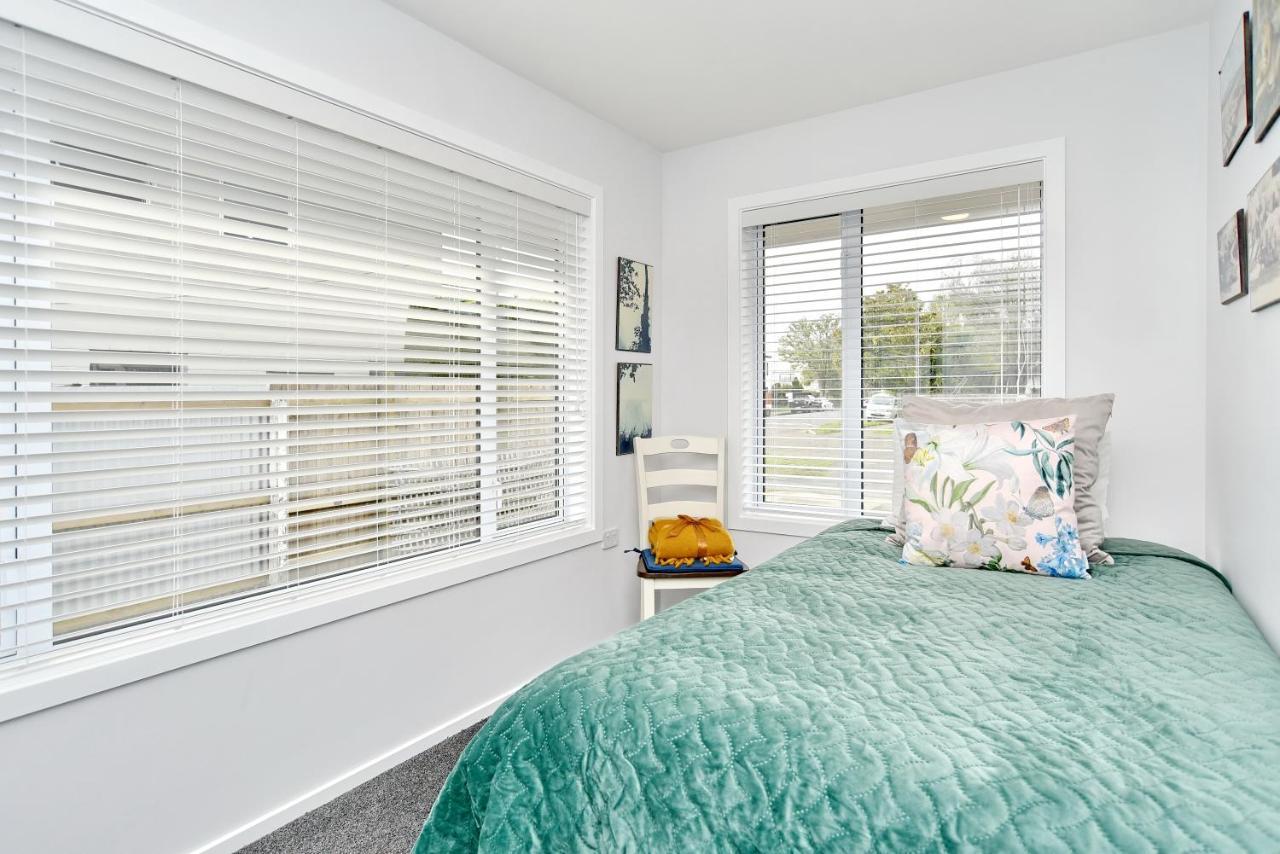 Brockworth Place - Christchurch Holiday Homes 외부 사진
